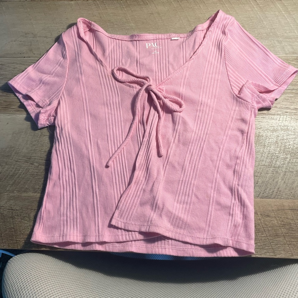 Pink, short-sleeve, front-tie top.